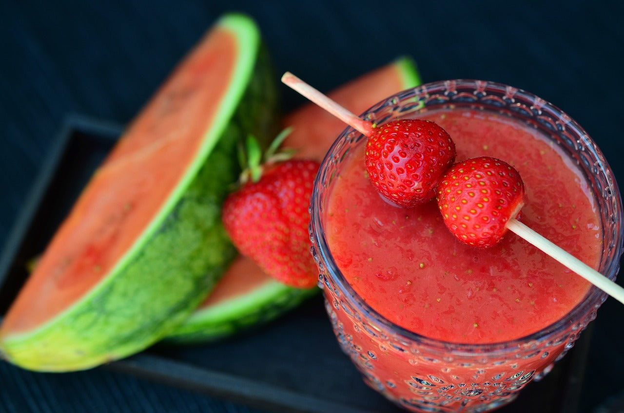 smoothie,Bananen Erdbeeren Birnen Kiwis Wassermelone Weintrauben