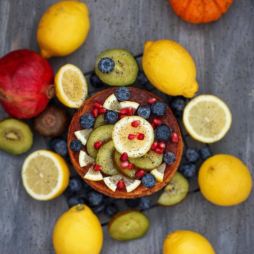 Zitronen-Biskuitkuchen