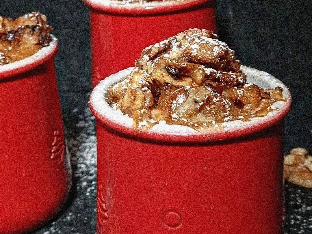 Toastpudding mit Walnüssen aus dem #nutrifryer Nutri-Fryer diese deliziöse Süßspeise gezaubert.