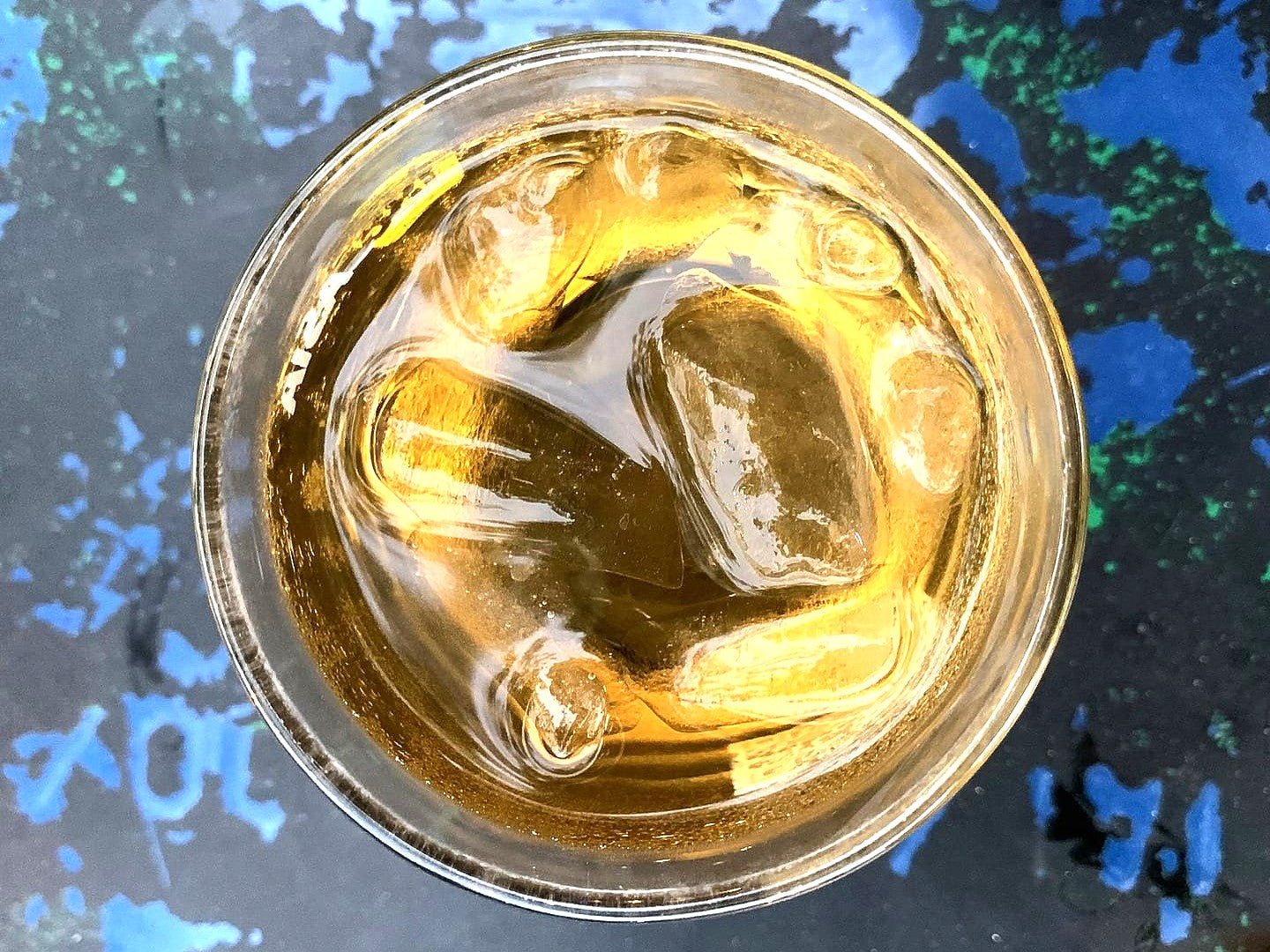 GRÜNER EISTEE Einfaches Rezept für selbstgemachten Grünen Eistee mit Limetten