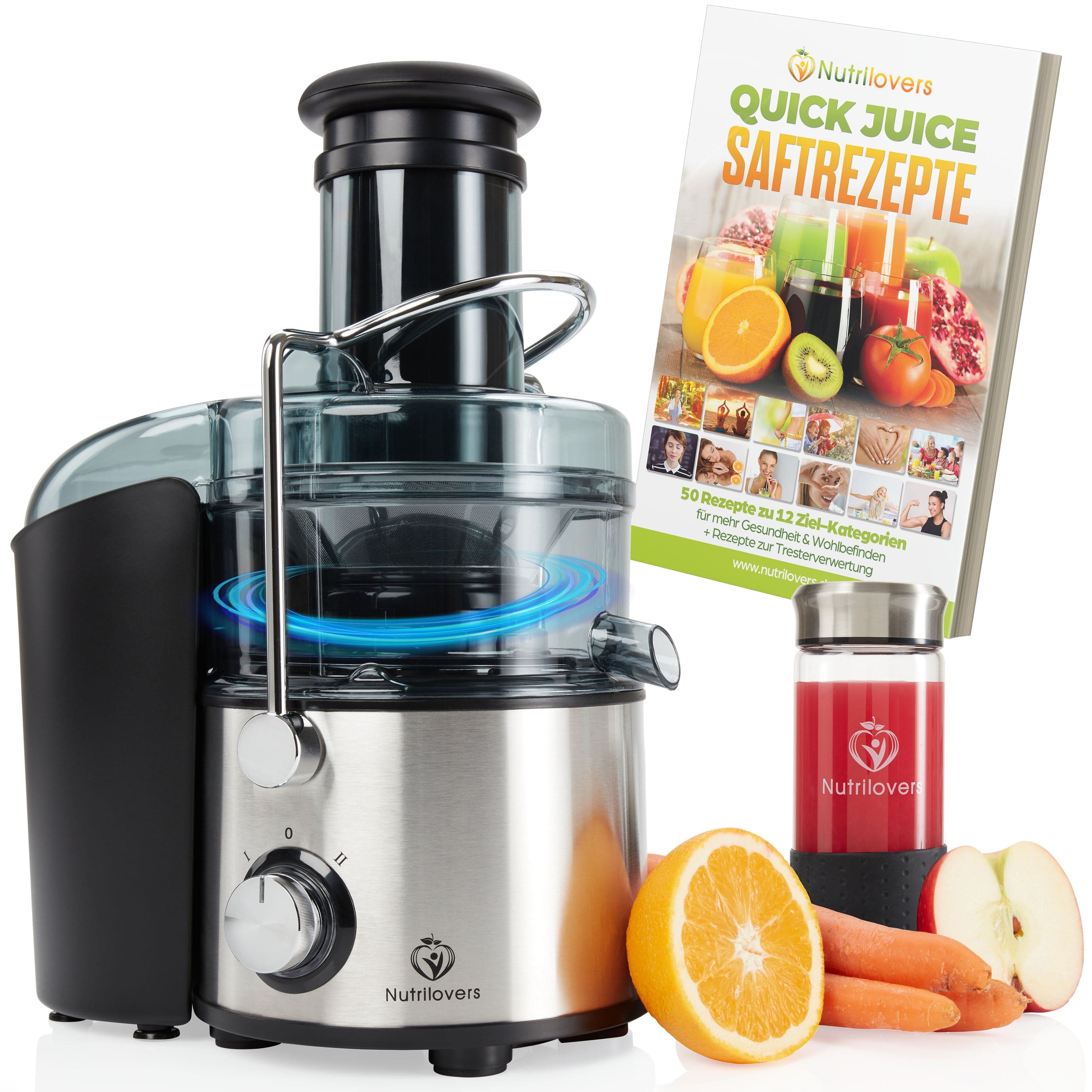 Entsafter von Nutrilovers aus Edelstahl mit Rezeptbuch und frischen Zutaten wie Karotten und Orangen.