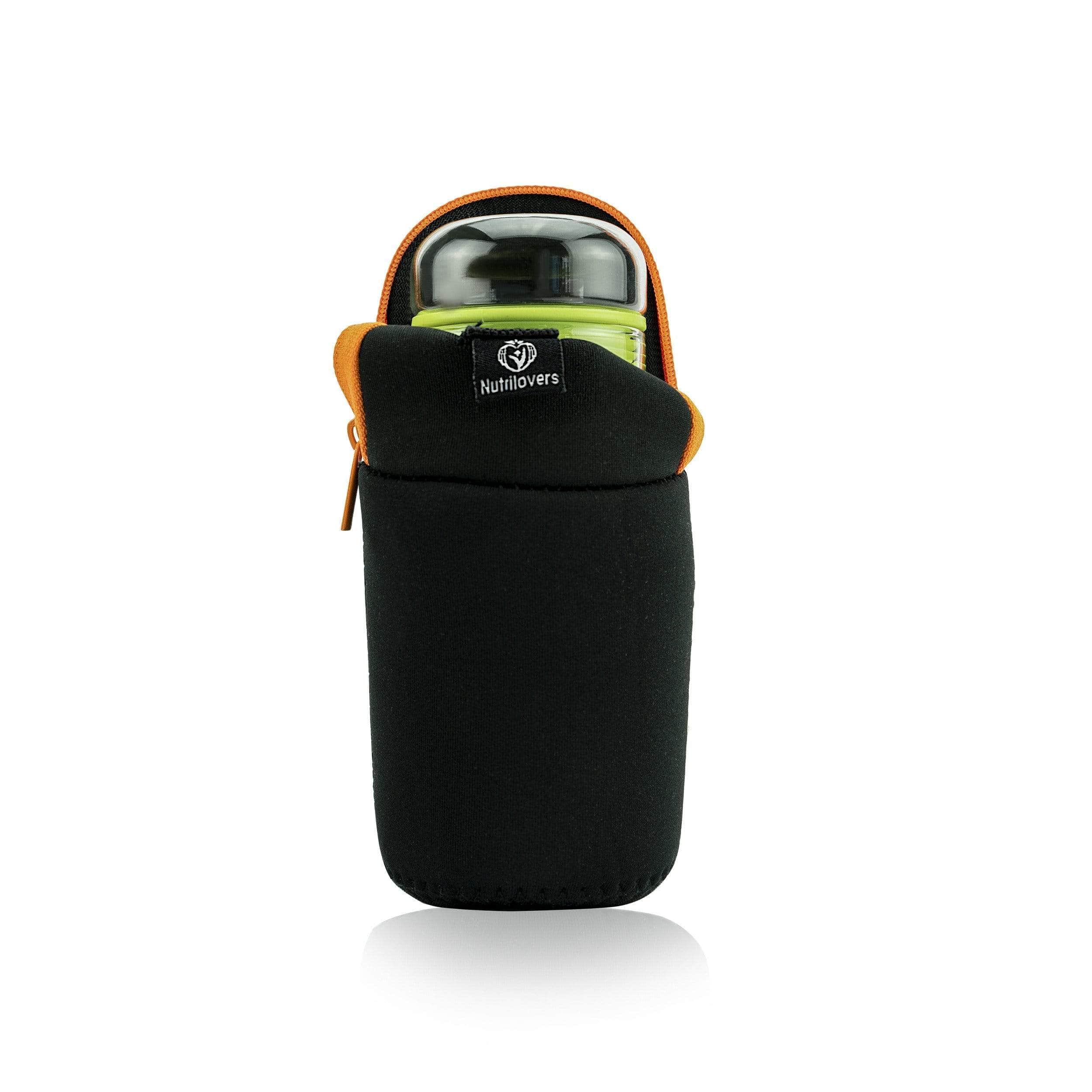 Nutrilovers Trinkflasche NUTRI-GOLD Trinkflasche aus Borosilikat-Glas mit Sleeve (BPA-frei) WissenWasDrinIst
