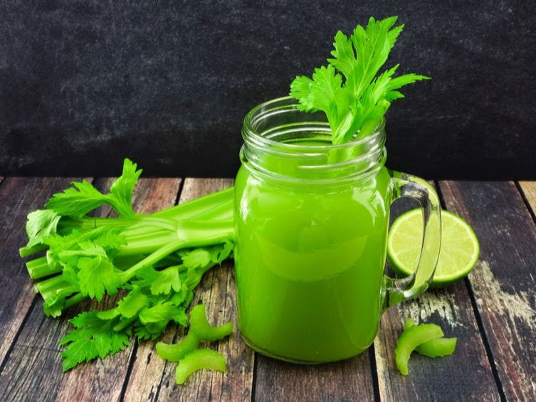 Slow Juicer Rezepte  MORNING STAR Saft Rezept Der gesunde Recharge Shot für einen tollen Start in den Tag  