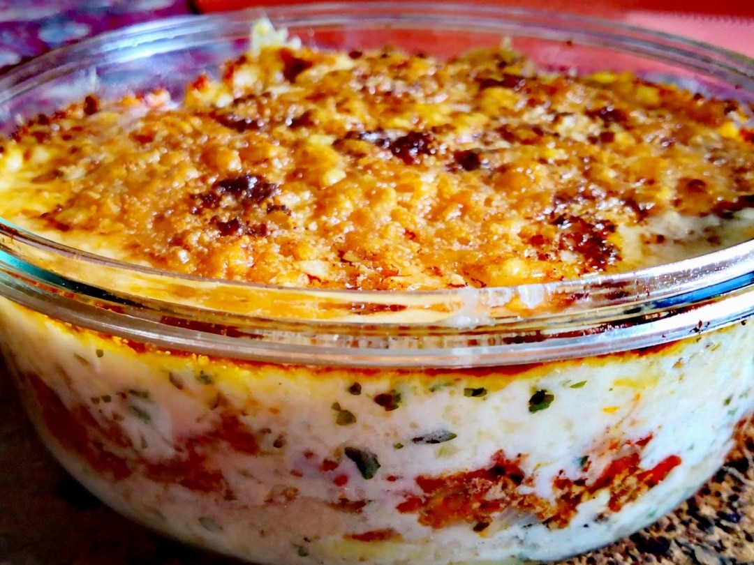  Moussaka  Heißluftfritteusen Rezept Griechische Delikatesse modern interpretiert: Moussaka aus der Heißluftfritteuse – Aromatische Schichten, knusprige Textur