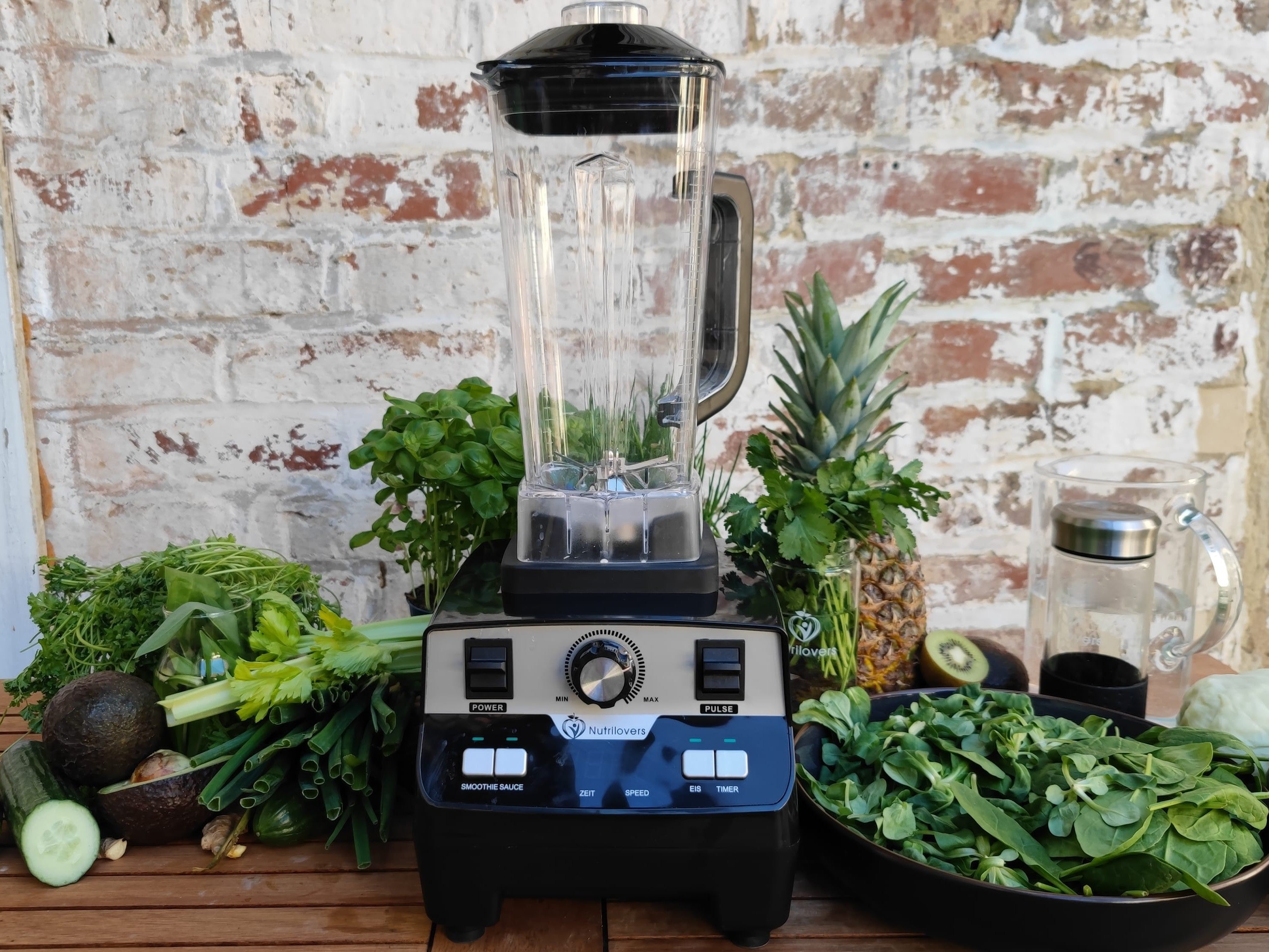 Smoothie, standmixer Dieser Smoothie ist sattgrün aber gleichzeitig wunderbar fruchtig,probiere ihn unbedingt aus!