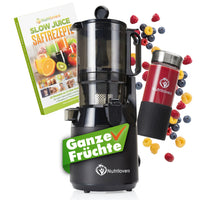 Nutrilovers Saftpressgerät in Schwarz mit Rezeptbuch und Trinkbecher für gesunde Säfte aus ganzen Früchten.